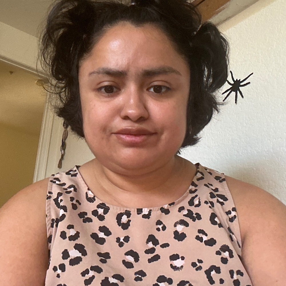 Student of fashion merchandising in Arizona